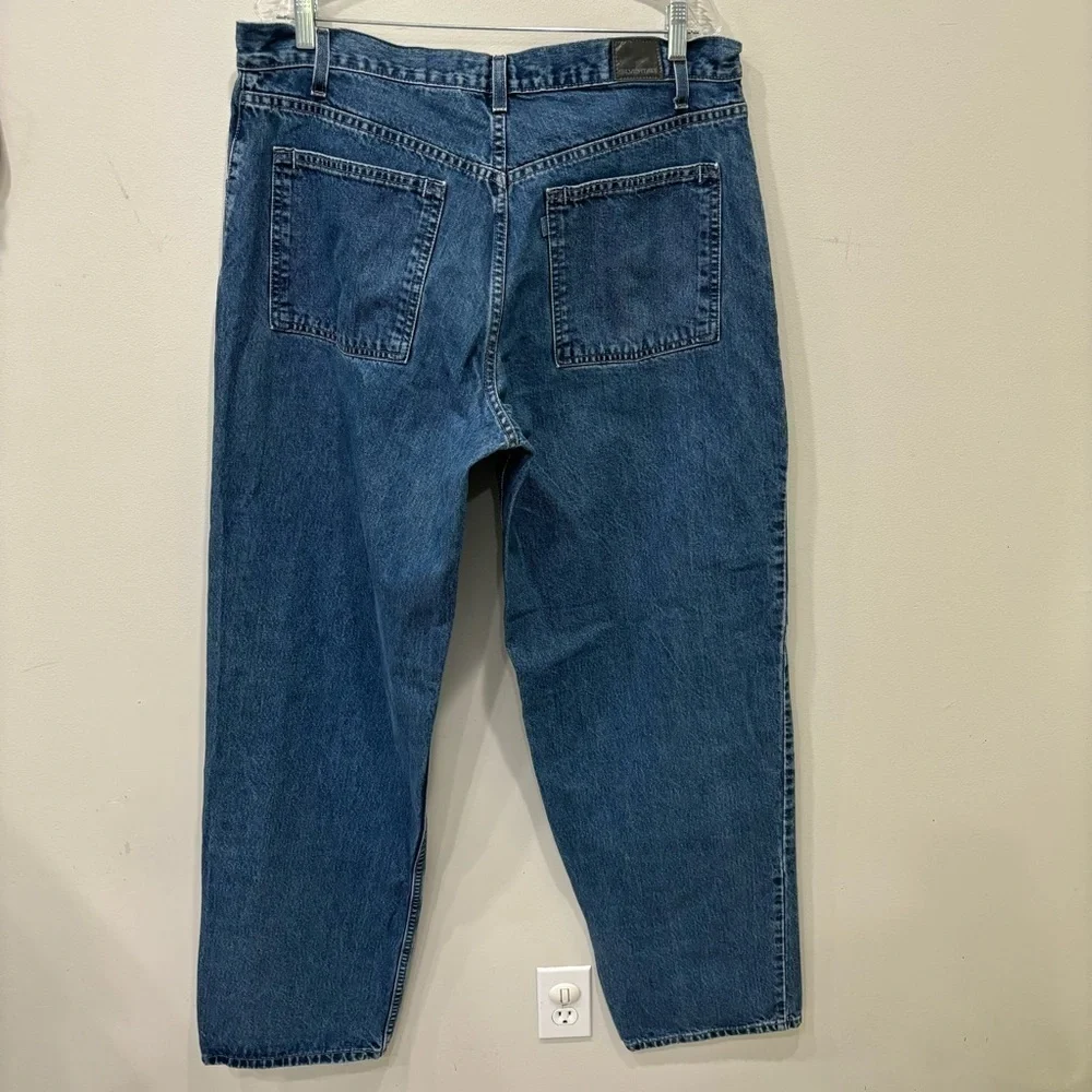 Levis good used